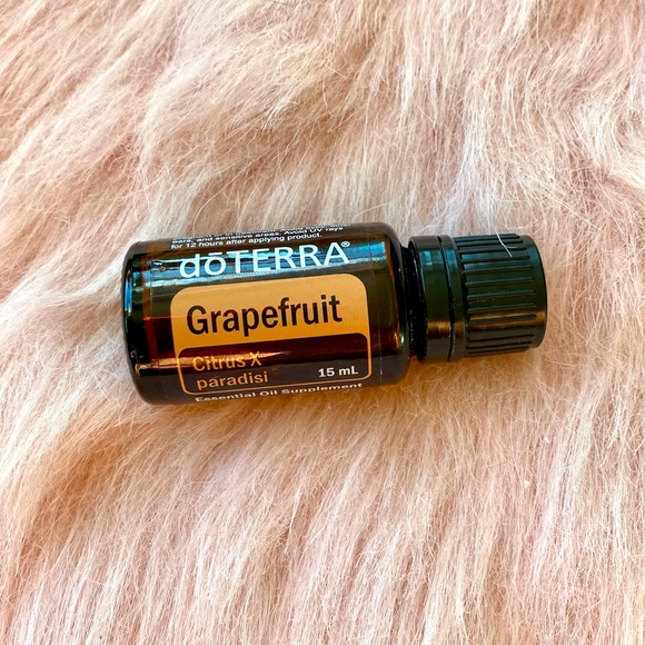 dōTERRA Grapefruit (new) - Picture 1 of 3